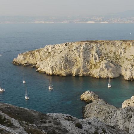 Апартаменты Les Pieds Dans L'Eau Sur L'Ile Du Frioul Марсель Экстерьер фото